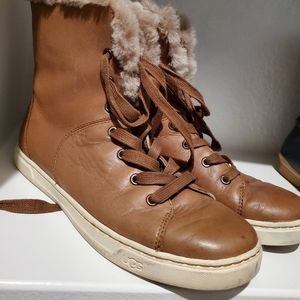 Brown boots